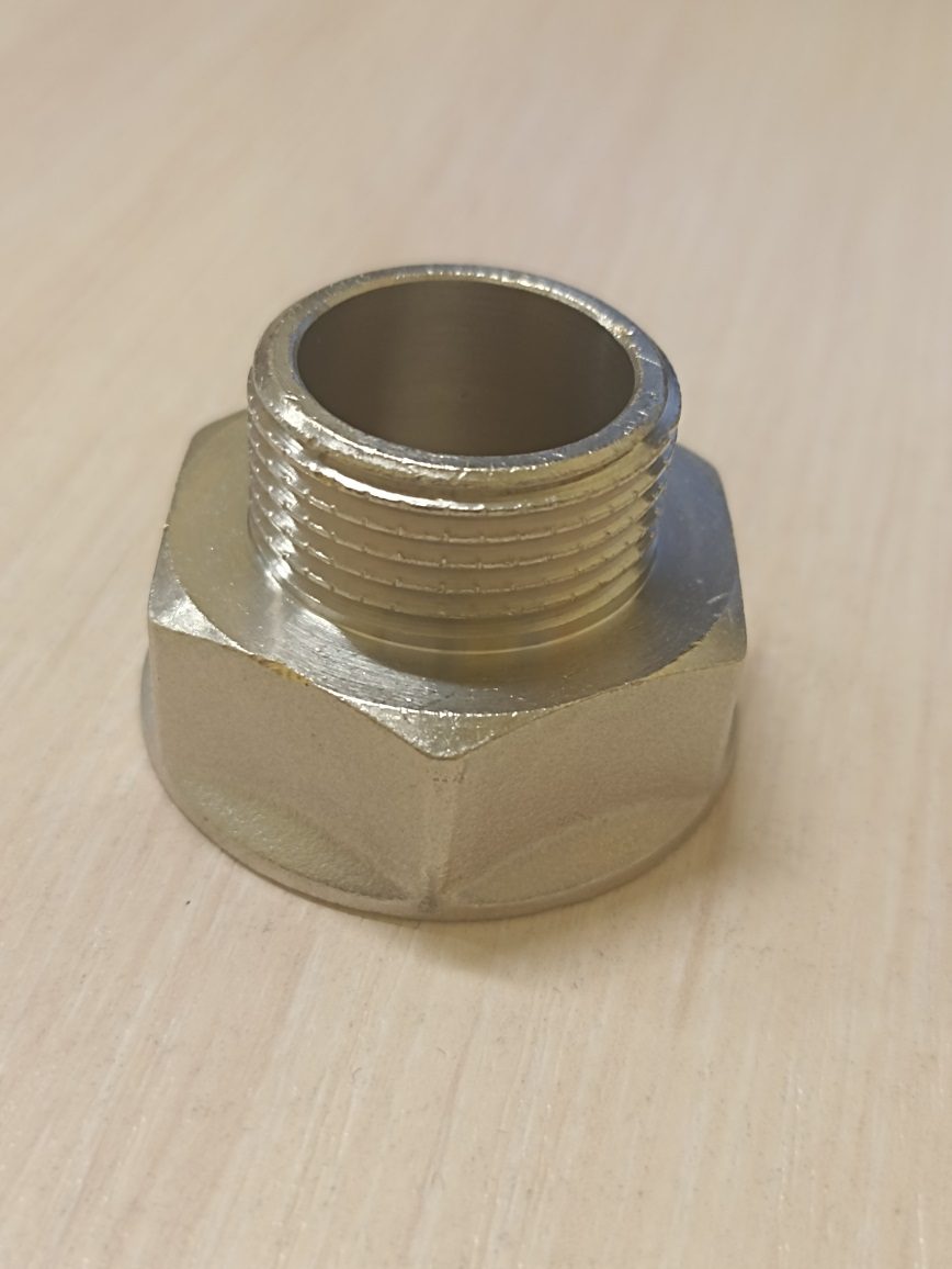 Переходник с вн.- нар. резьбой RMF1*3/4" Lavita